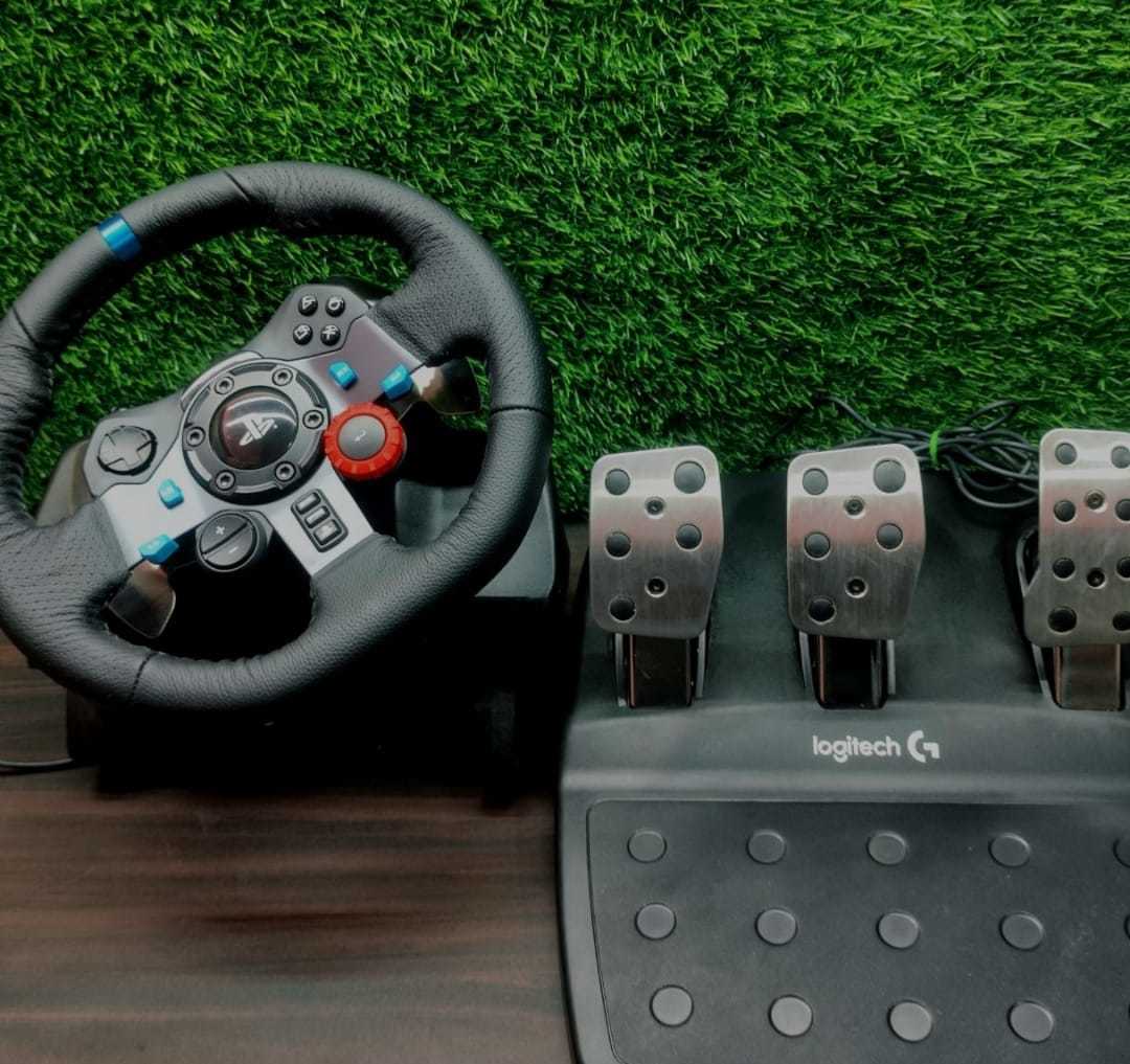 Logitech Driving Force Racing Wheel and Floor Pedals (OPEN BOX) on SaveKeys.Net